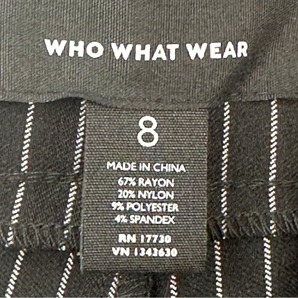 Who What Wear Women’s High Rise Stretch Cropped Pinstripe Pants Black/White Sz 8 - Picture 9 of 10